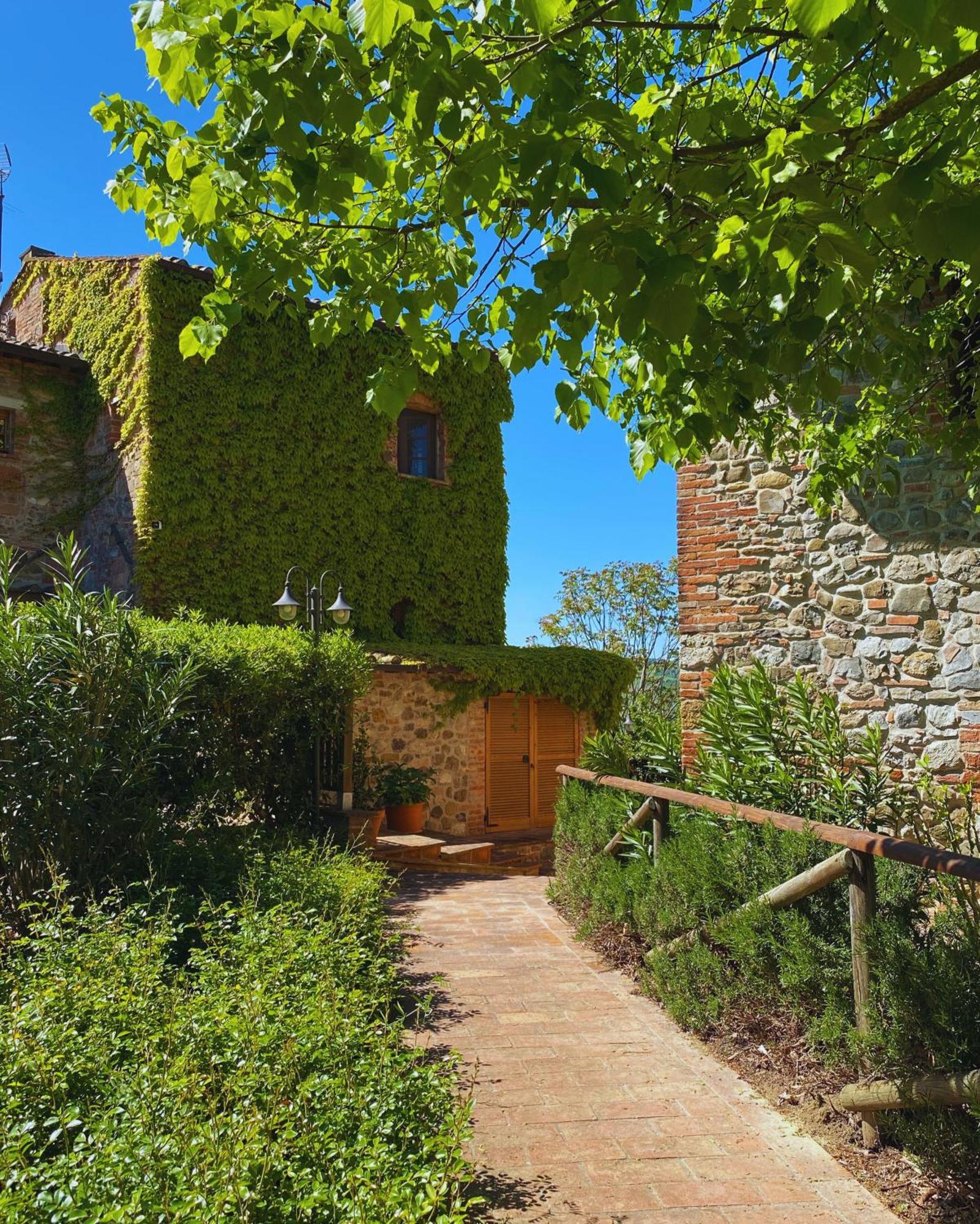 Agriturismo Borgo 7 Tigli - Apt 5 Montepulciano Stazione Buitenkant foto